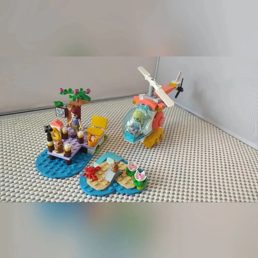 Lego Friends 41692 Vet Clinic Rescue Helicopter
